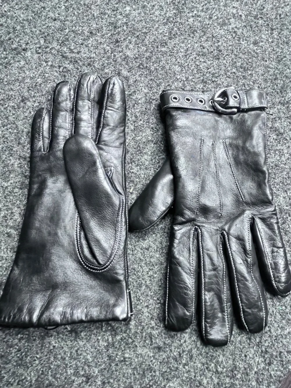 Coach Black Leather Buckle Gloves Size 8